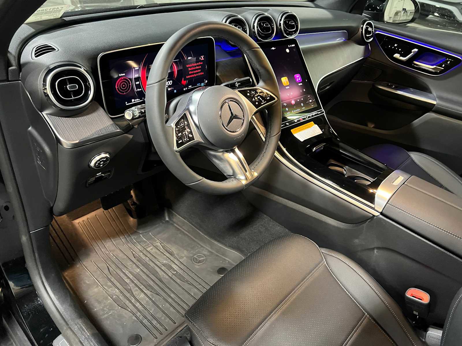 Used 2026 Mercedes-Benz GLC 300 4MATIC image 24