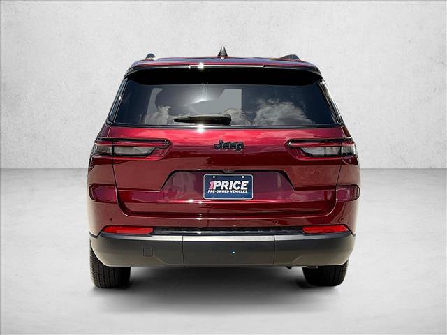 Used 2025 Jeep Grand Cherokee L Altitude RWD image 3