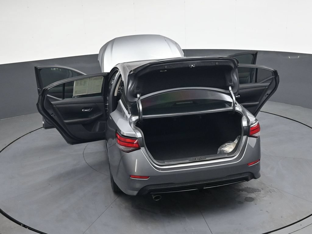 Used 2023 Nissan Sentra SR w/ Midnight Edition Package FWD image 54