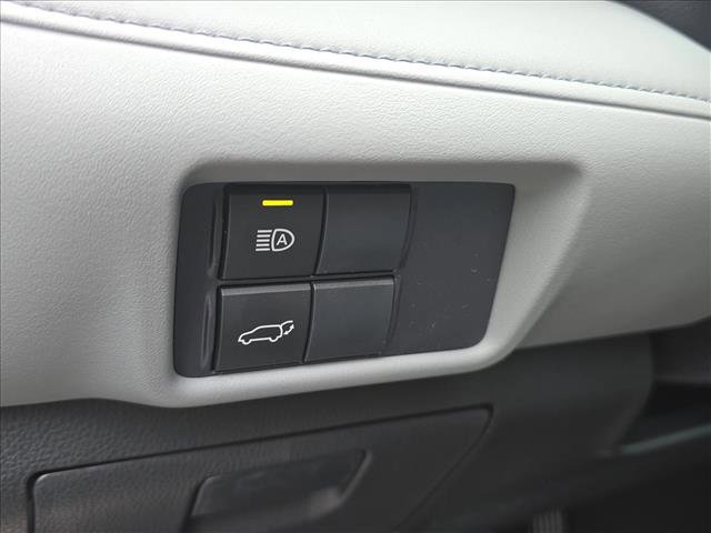 New 2026 Toyota Highlander XLE image 6