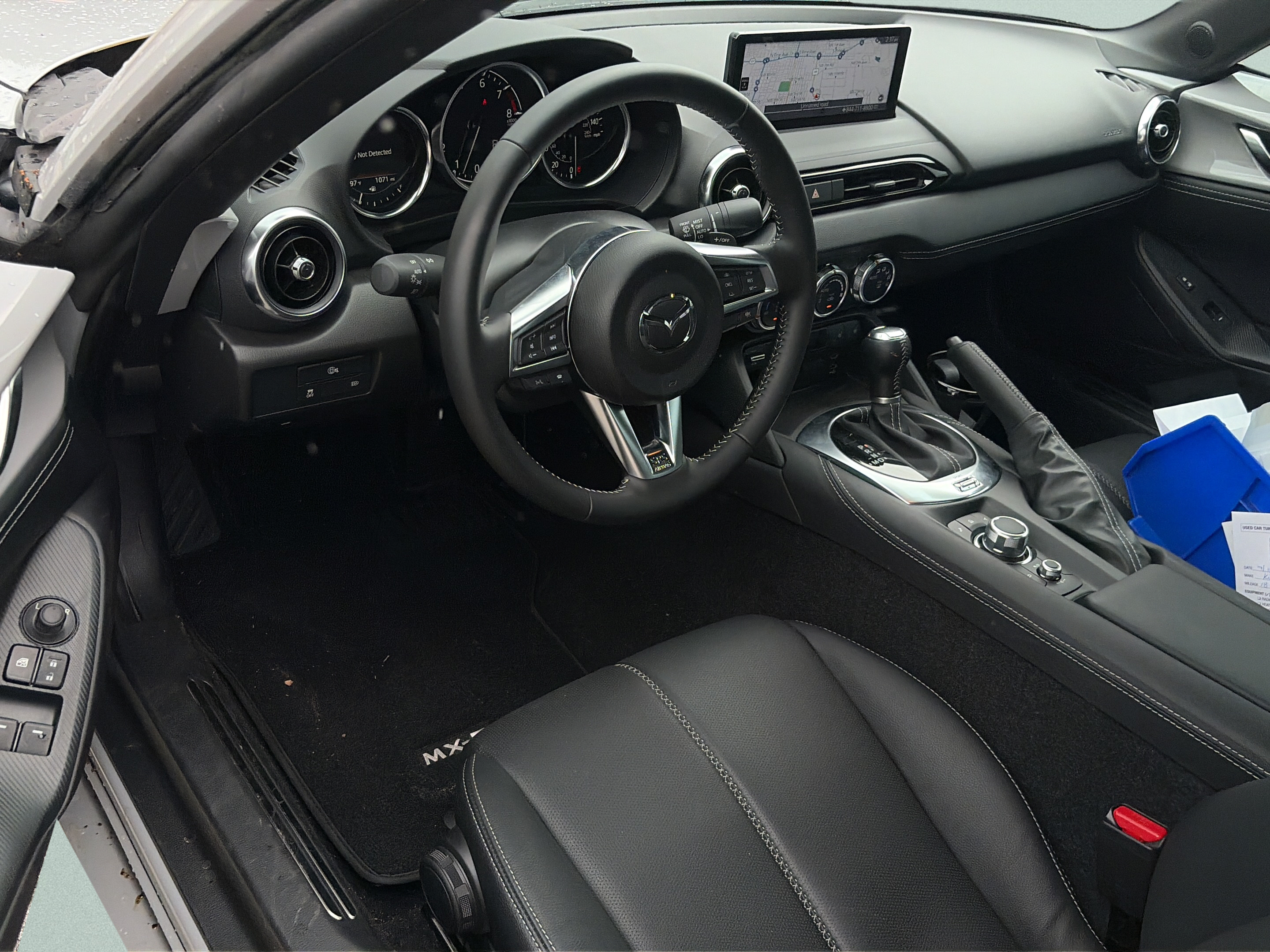 Used 2025 MAZDA MX-5 Miata RF Grand Touring RWD image 11