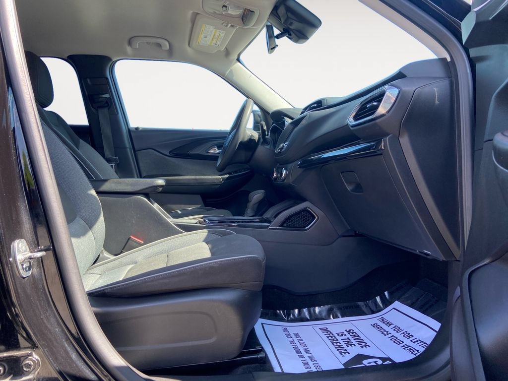 Used 2023 Chevrolet TrailBlazer LT AWD/4WD image 15