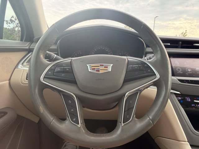 Used 2018 Cadillac XT5 Premium Luxury FWD image 46