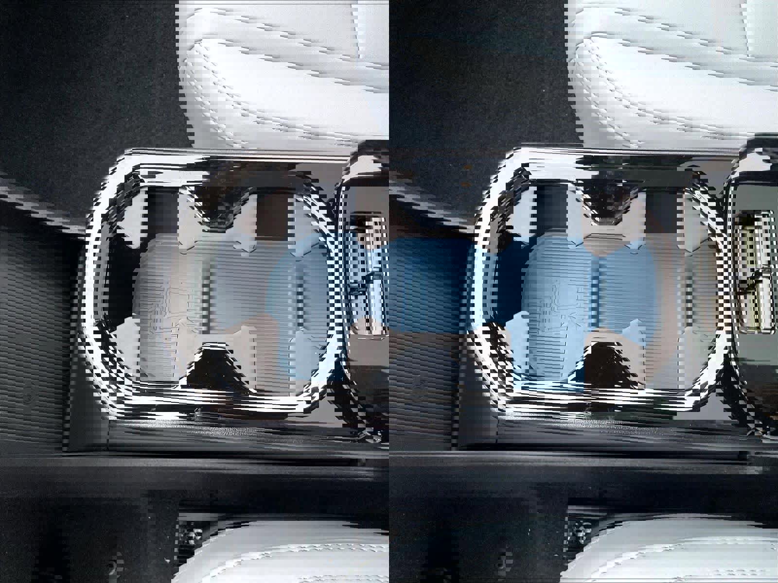 New 2026 Volvo EX30 Ultra w/ Climate Package image 10