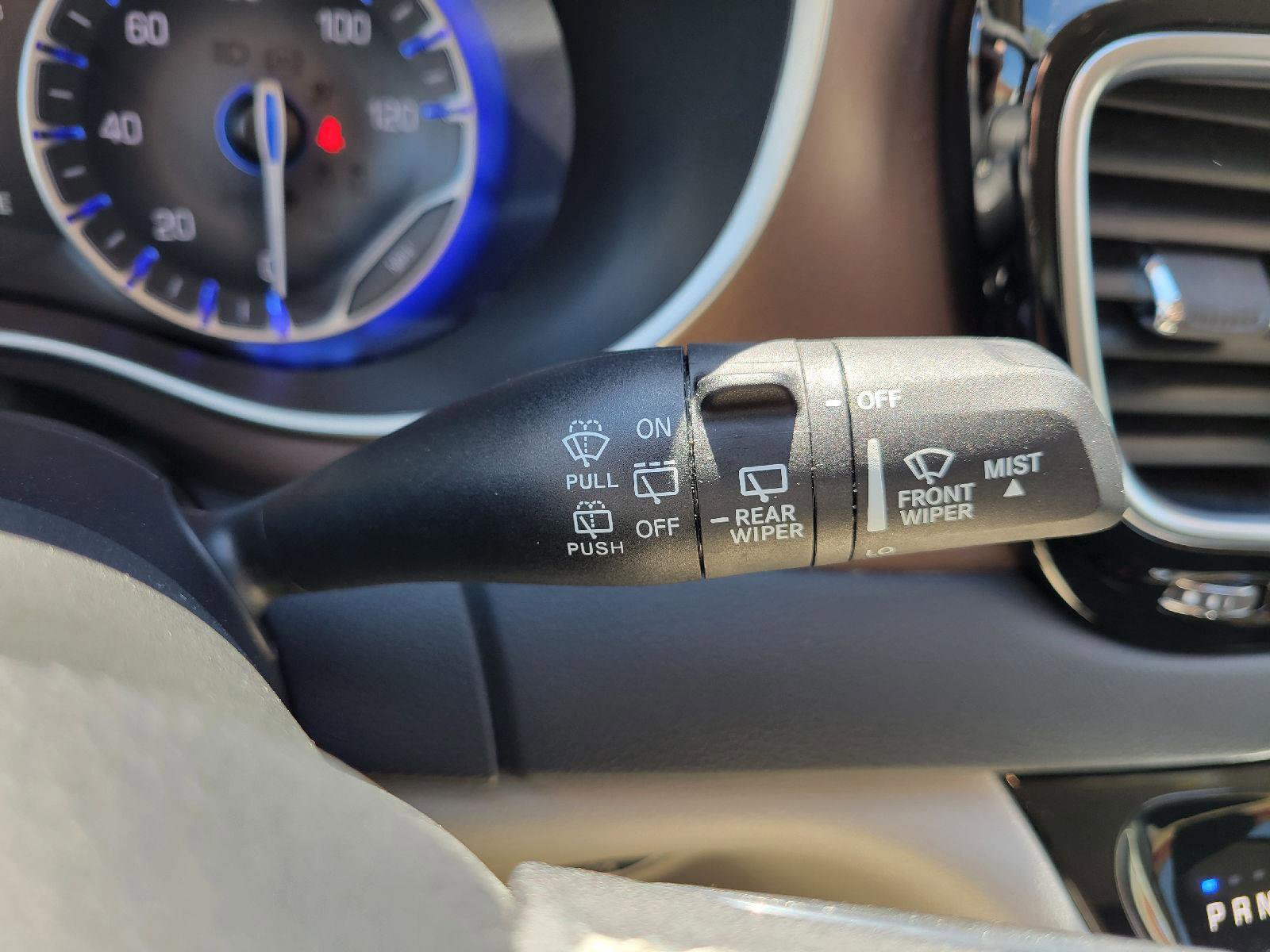 Used 2024 Chrysler Voyager LX image 16