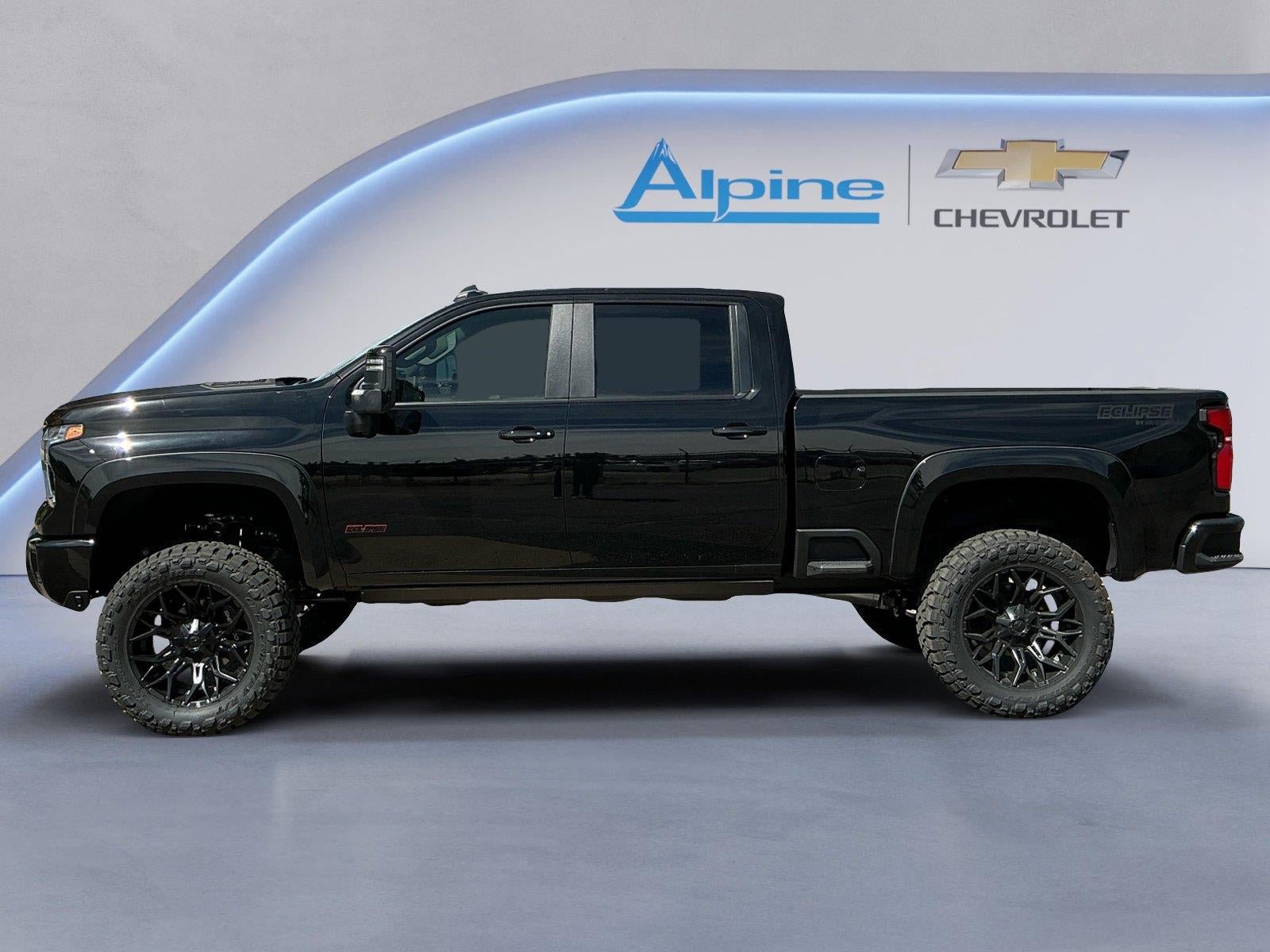 New 2026 Chevrolet Silverado 2500 LT w/ Trail Boss Package AWD/4WD image 2