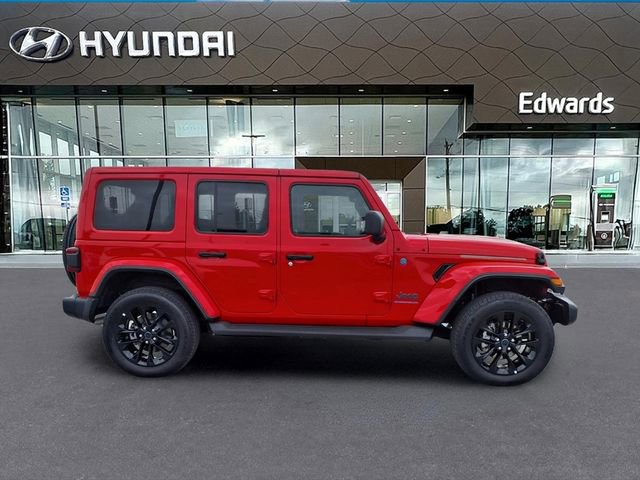 Used 2025 Jeep Wrangler Unlimited Sahara AWD/4WD image 8