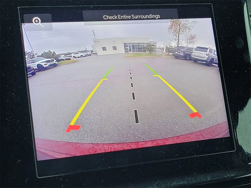 Used 2024 Jeep Grand Cherokee Laredo image 16