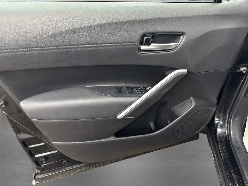 Used 2023 Toyota Corolla Cross XLE w/ Convenience Package image 24