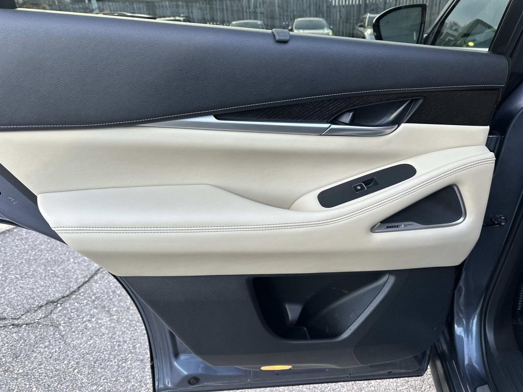 Used 2022 INFINITI QX60 Sensory w/ Vision Package image 30