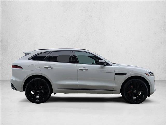 Used 2024 Jaguar F-PACE R-Dynamic S image 4