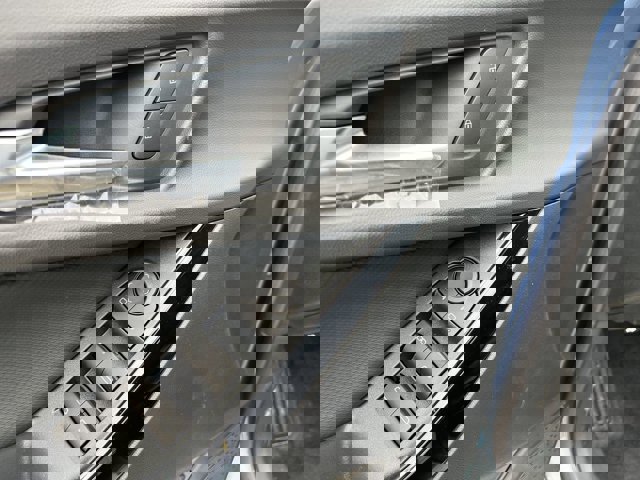 New 2026 Chevrolet Equinox LT w/ Convenience Package II image 24