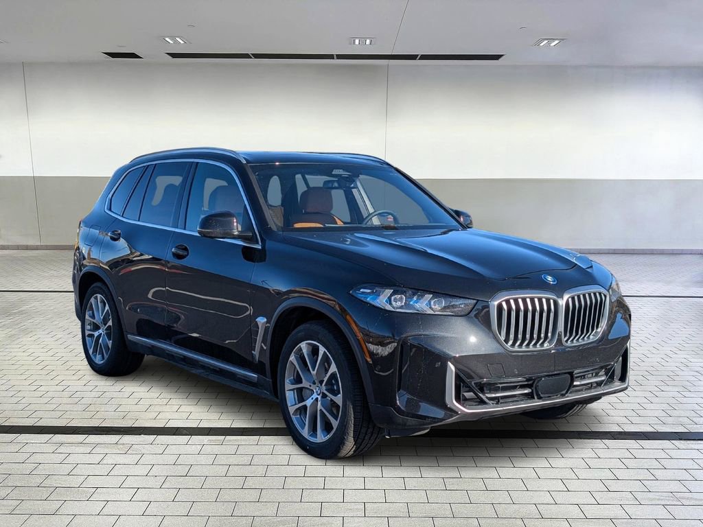 New 2026 BMW X5 xDrive50e w/ Premium Package image 7