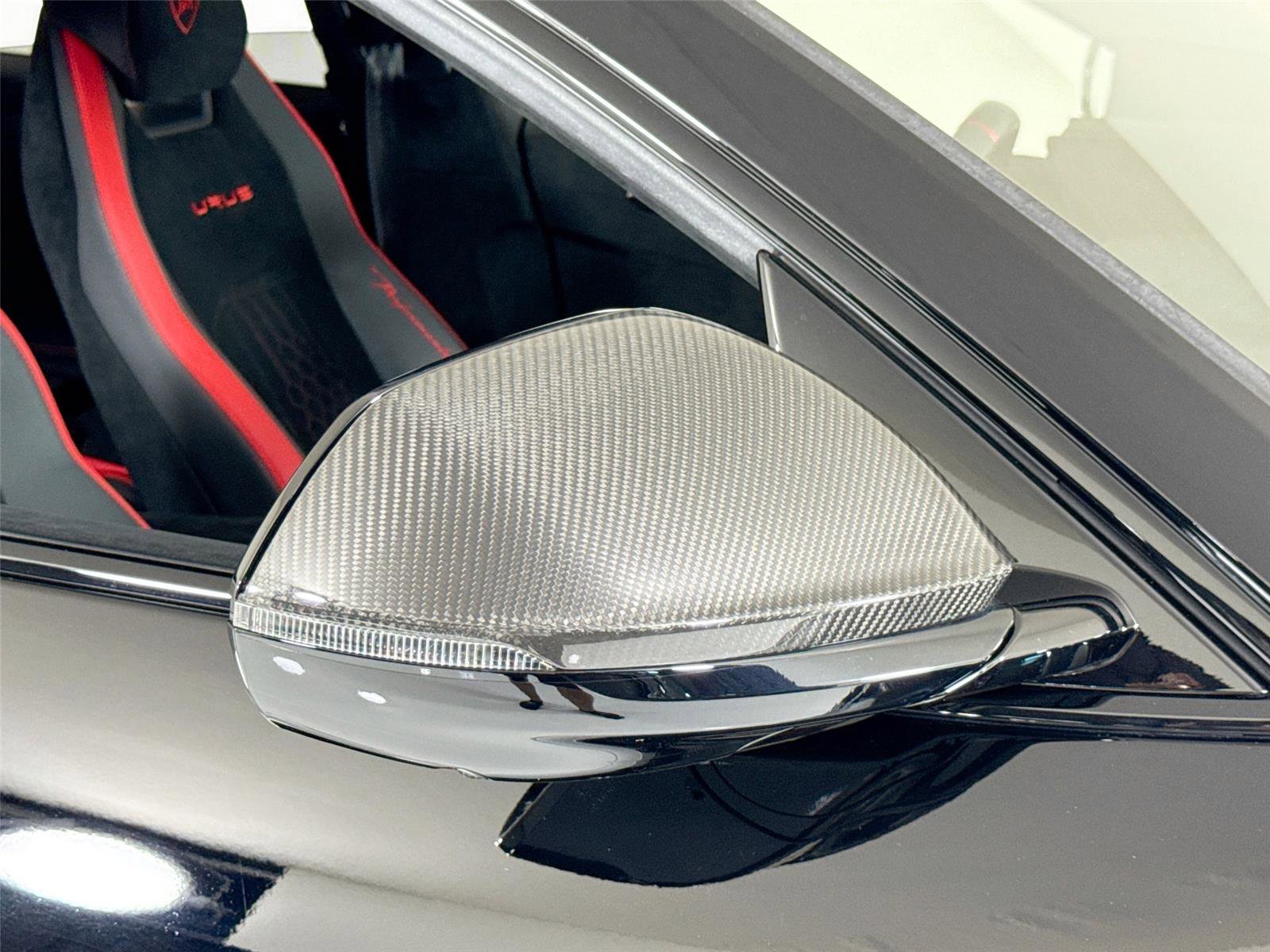 Used 2023 Lamborghini Urus Performante image 40