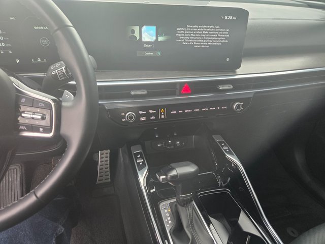 Used 2025 Kia Sorento SX Prestige image 2