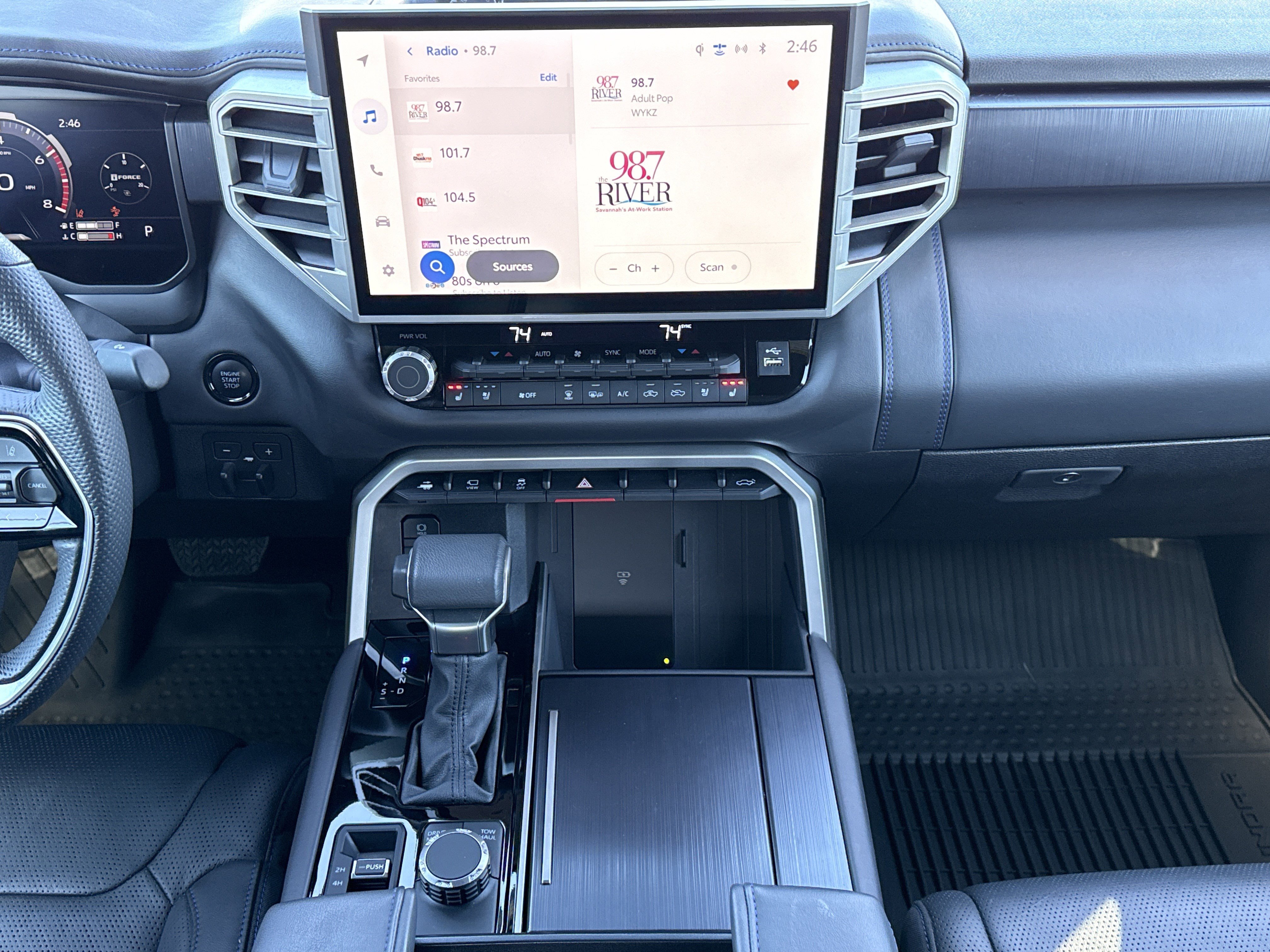 Used 2025 Toyota Tundra Platinum image 30