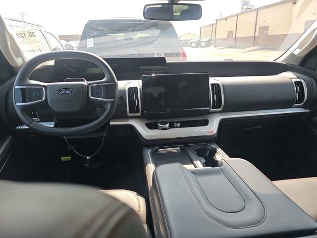 Used 2025 Ford Expedition Max Active image 15