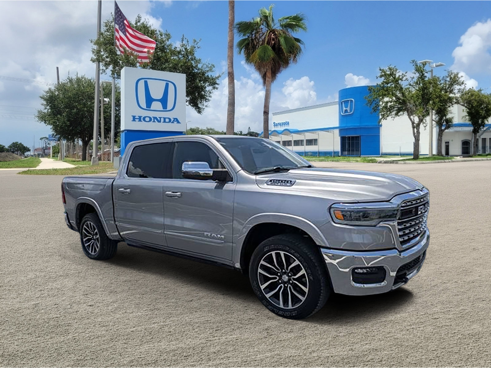 Used 2025 RAM 1500 Limited AWD/4WD image 1
