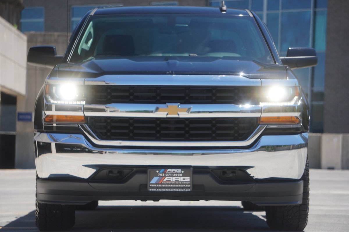 Used 2018 Chevrolet Silverado 1500 LT AWD/4WD image 29