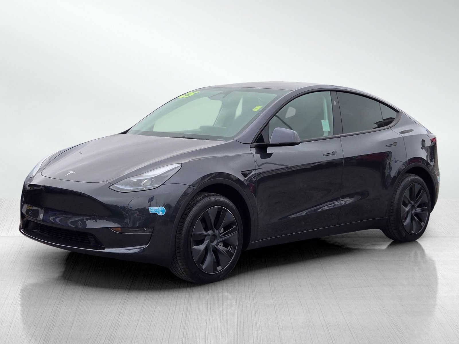 Used 2025 Tesla Model Y Long Range RWD image 8