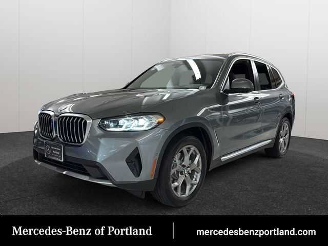 Used 2023 BMW X3 xDrive30i w/ Premium Package AWD/4WD image 1