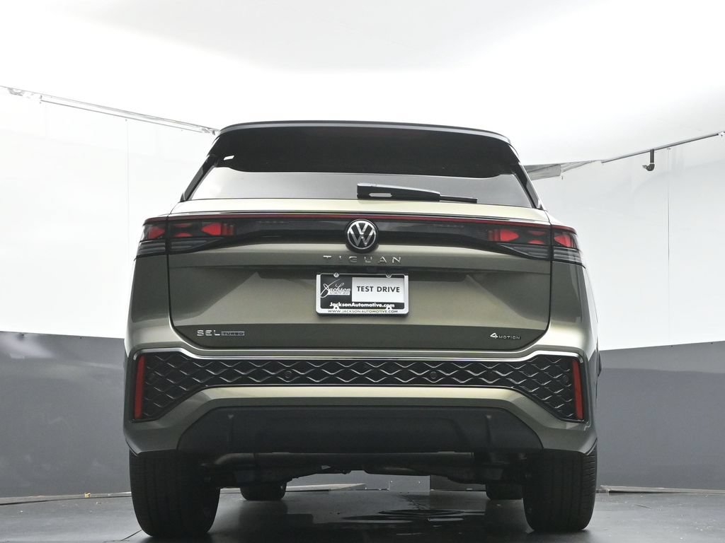 New 2026 Volkswagen Tiguan SEL R-Line AWD/4WD image 38