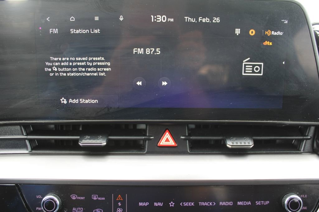 Used 2023 Kia Sportage EX image 43