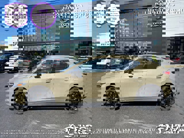 New 2025 MAZDA MAZDA3 Carbon w/ Appearance Package image 9