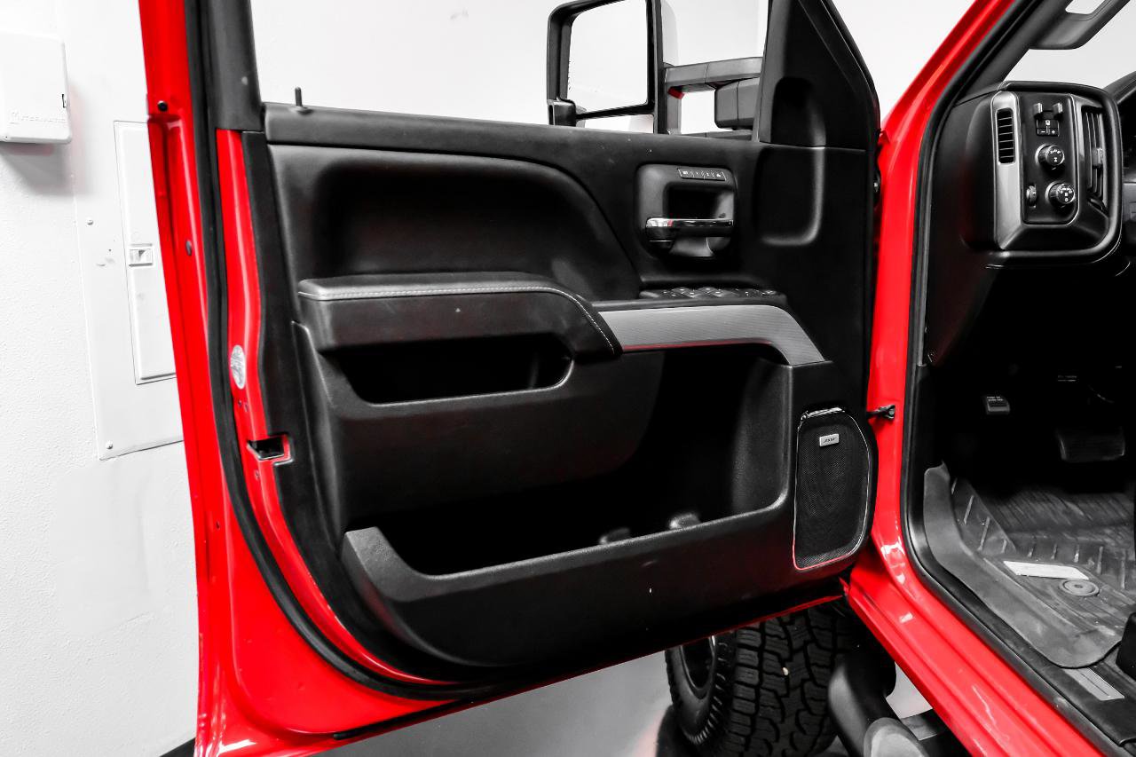 Used 2019 Chevrolet Silverado 2500 LTZ w/ Duramax Plus Package image 36