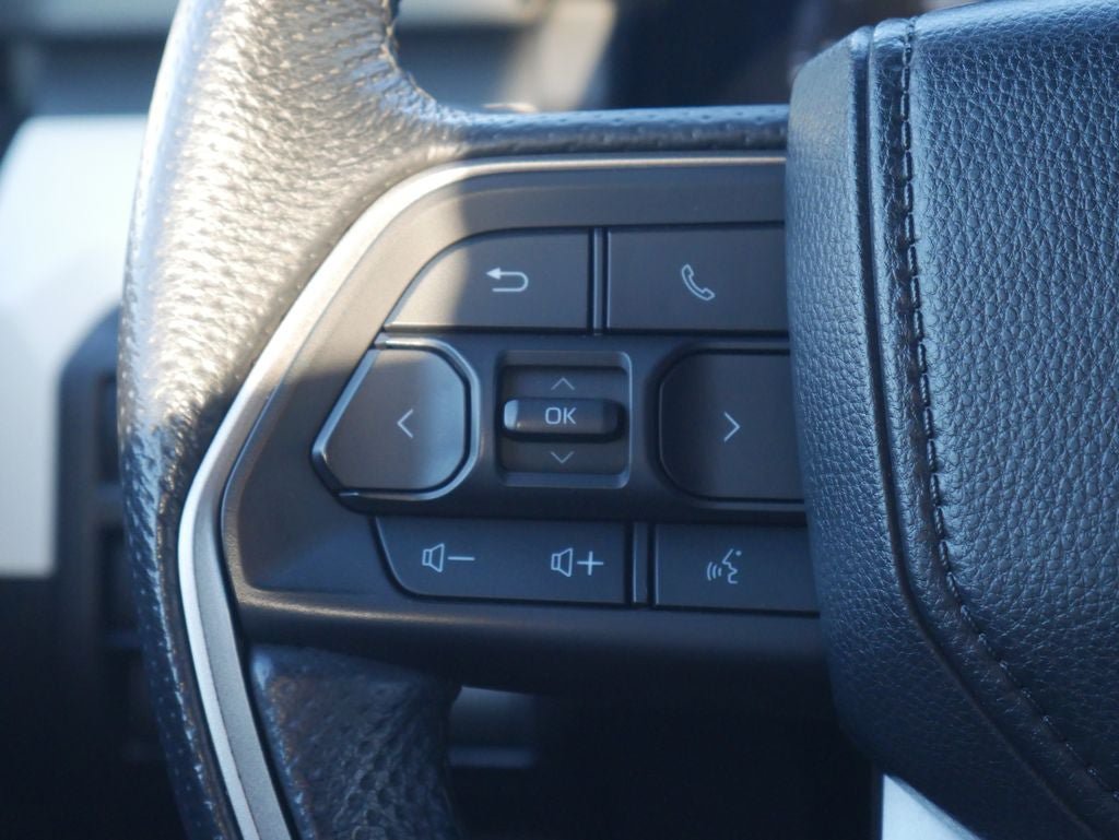 Used 2024 Toyota Tacoma TRD Off-Road AWD/4WD image 39