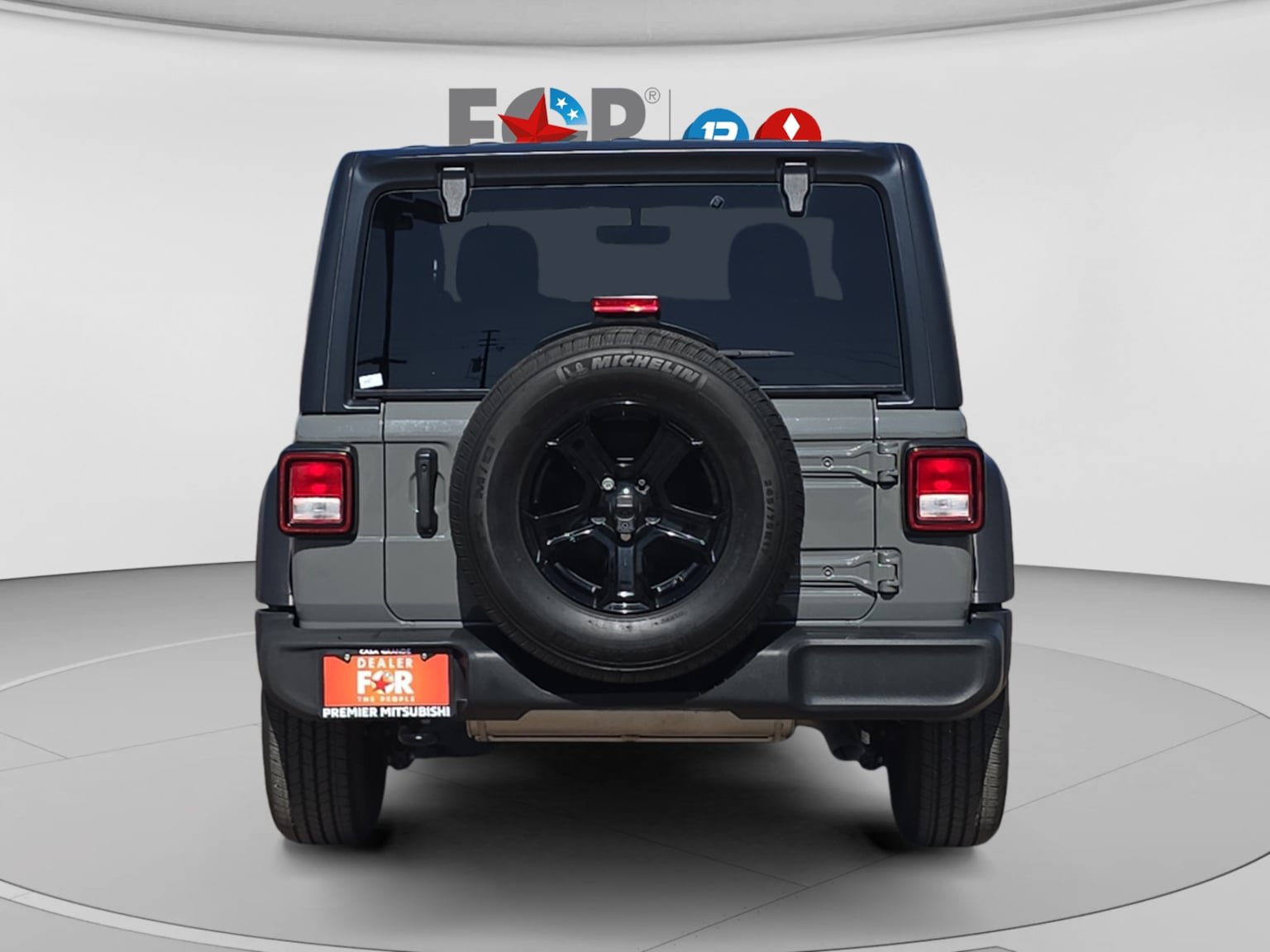 Used 2022 Jeep Wrangler Sport AWD/4WD image 4