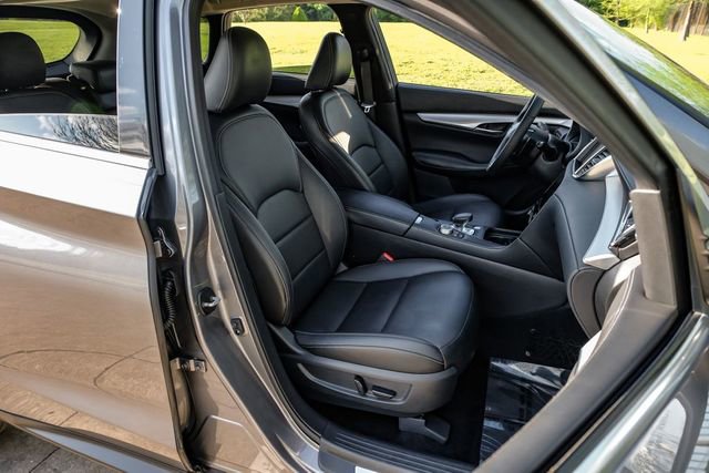 Used 2019 INFINITI QX50 Luxe w/ Cargo Package image 41