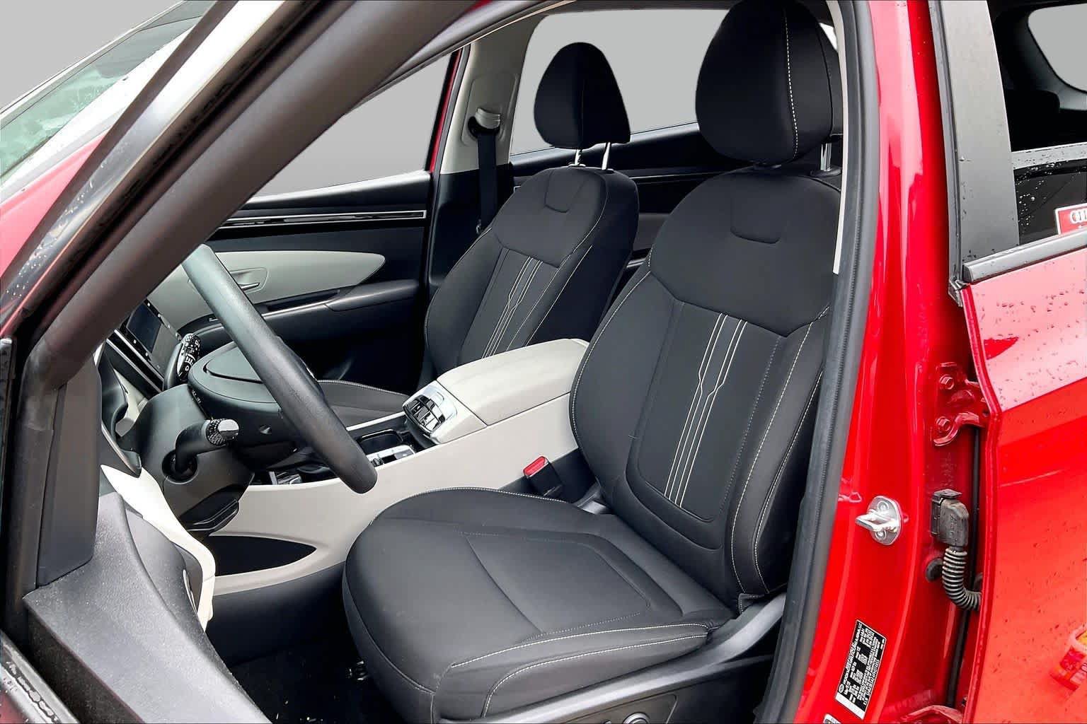Used 2023 Hyundai Tucson SEL FWD image 8