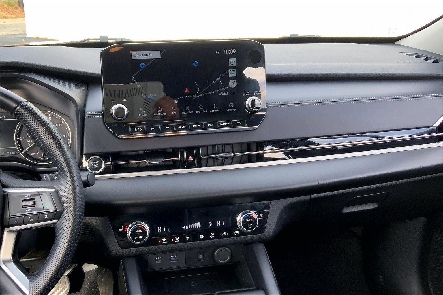 Used 2024 Mitsubishi Outlander SE image 6