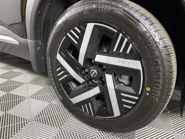New 2026 Nissan Kicks SV w/ SV Premium Package image 14