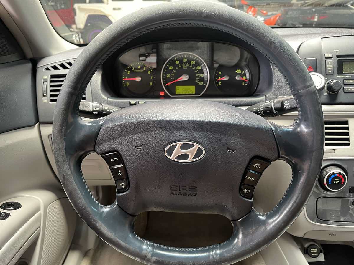 Used 2006 Hyundai Sonata GLS FWD image 12