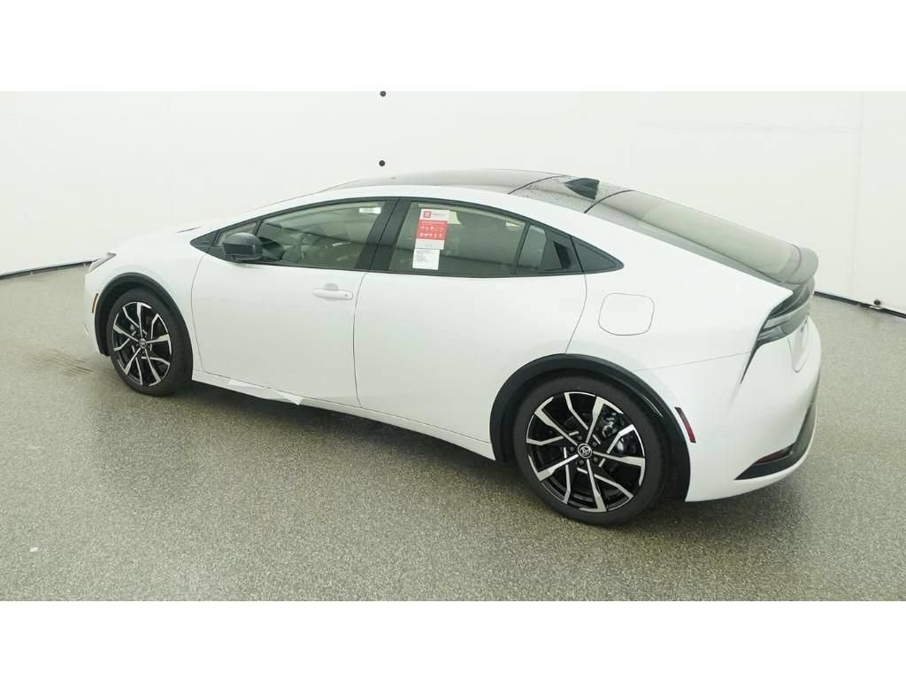 New 2026 Toyota Prius Plug-In Hybrid FWD image 4