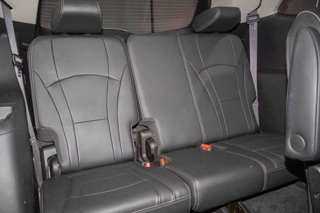 Used 2020 Buick Enclave Avenir w/ Avenir Technology Package image 15