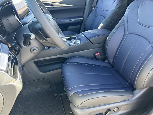 New 2027 INFINITI QX60 Sport AWD/4WD image 21