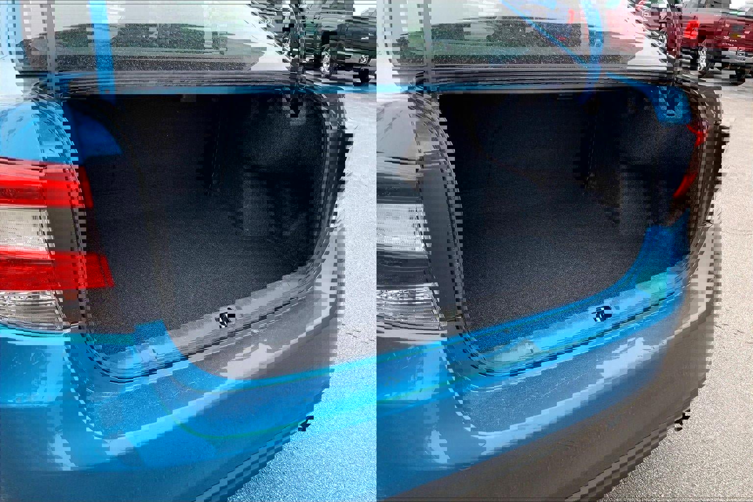 Used 2019 Subaru Impreza 2.0i image 4