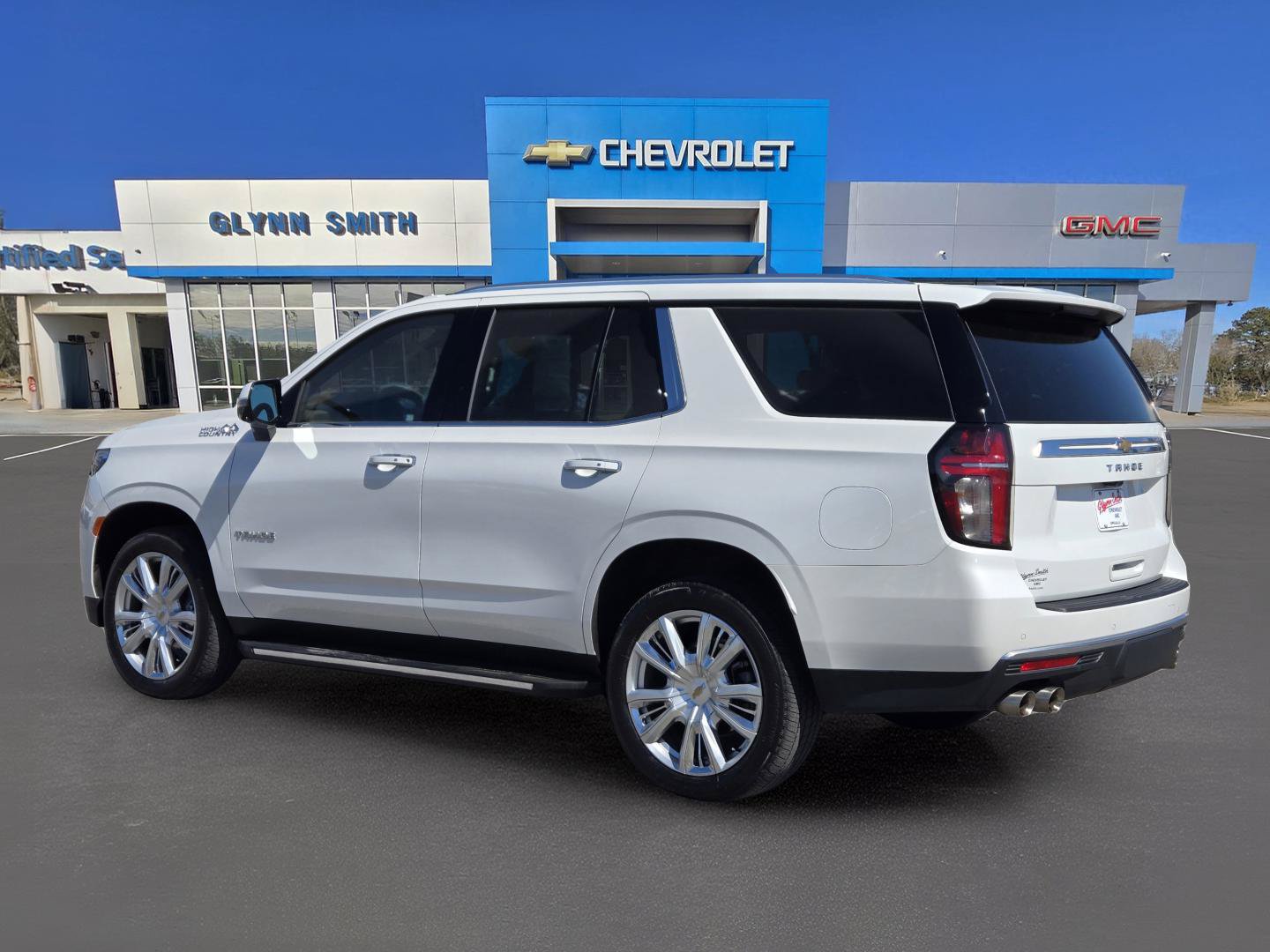 Used 2024 Chevrolet Tahoe High Country AWD/4WD image 7