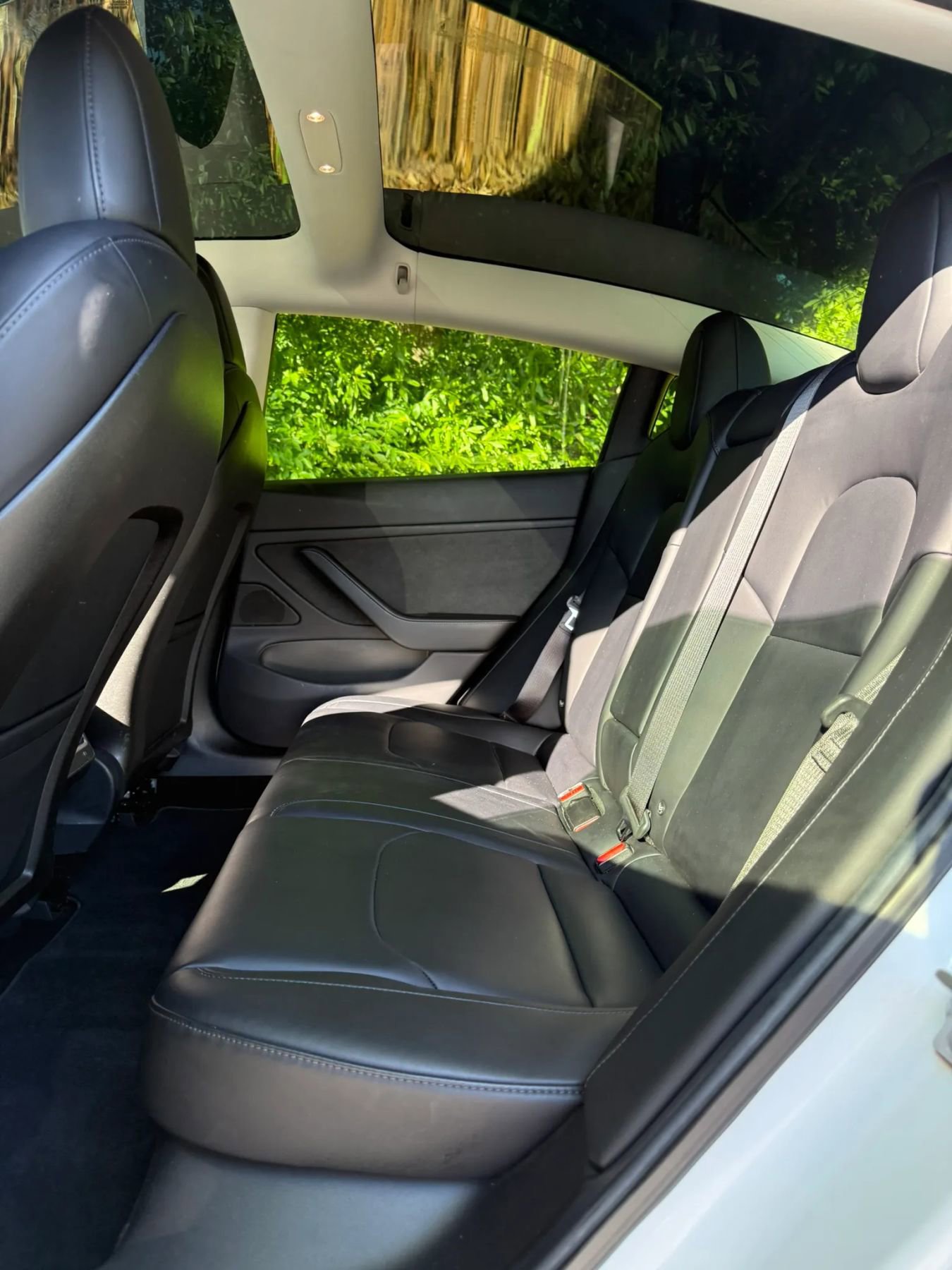 Used 2018 Tesla Model 3 Long Range RWD image 6