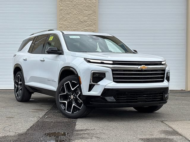 New 2026 Chevrolet Traverse High Country image 2