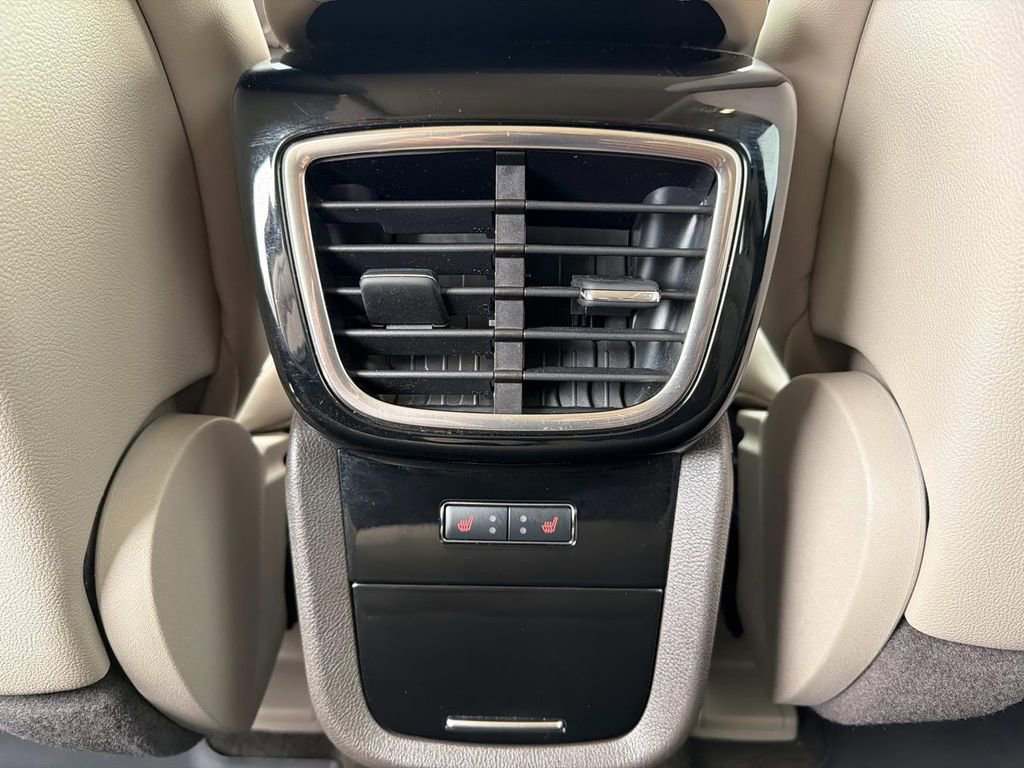 Used 2023 Lincoln Nautilus Reserve w/ Equipment Group 201A image 18