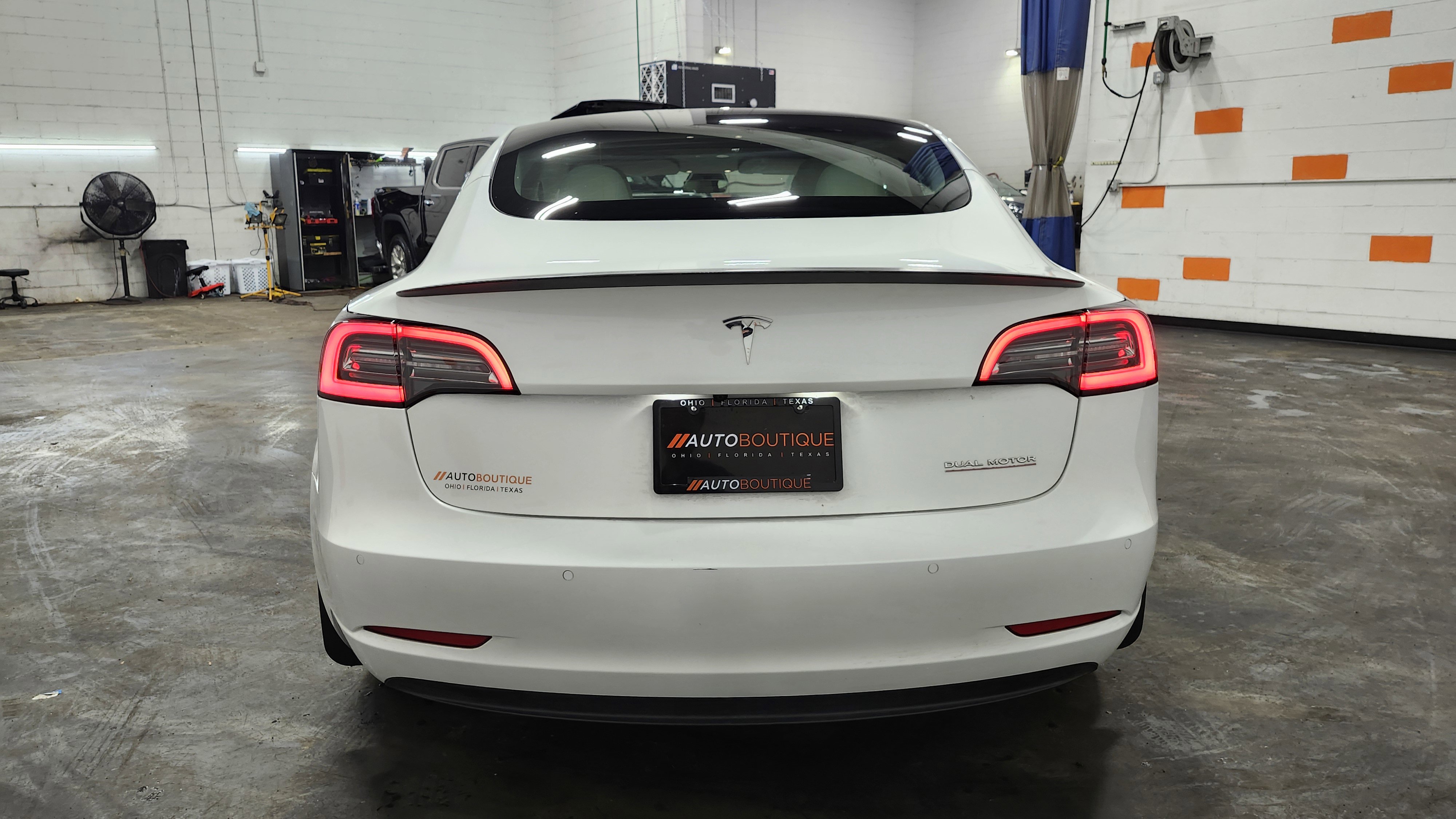 Used 2021 Tesla Model 3 Performance image 15