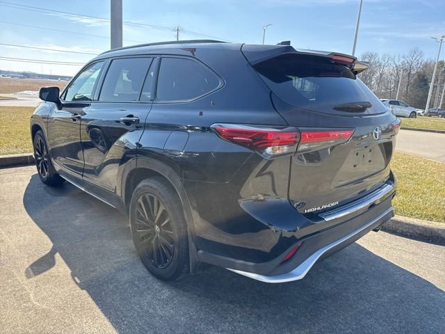 Used 2023 Toyota Highlander XSE image 7