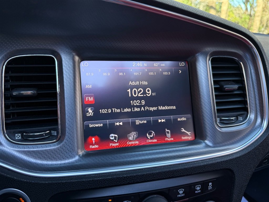 Used 2014 Dodge Charger R/T image 41