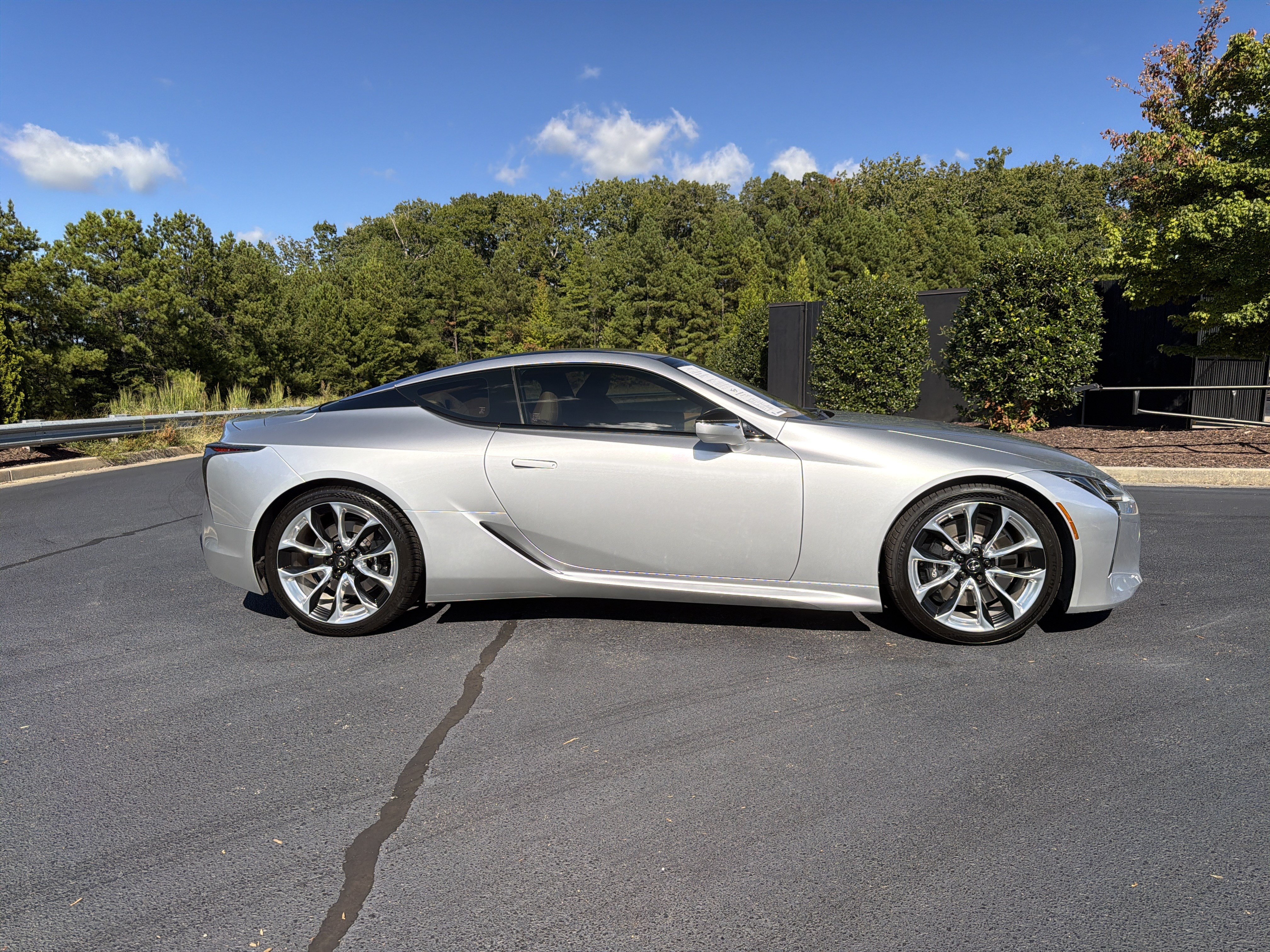 Used 2018 Lexus LC 500 Coupe w/ Performance Package RWD image 5