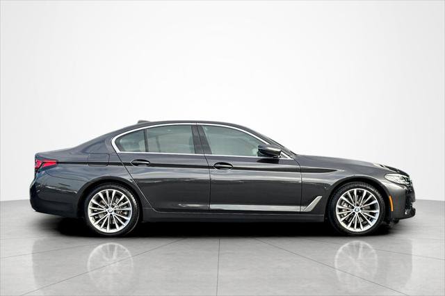 Used 2023 BMW 530i w/ Premium Package image 6