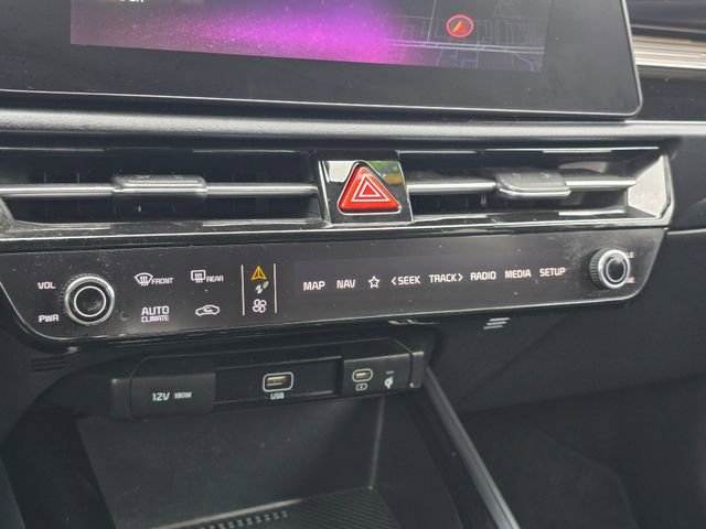 Certified 2023 Kia Niro EX image 32